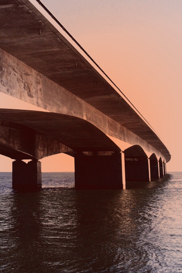 Опоры моста обои