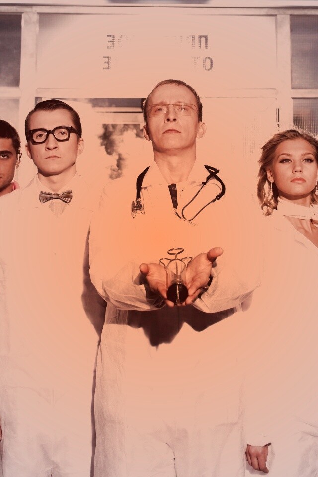 Спешат на помощь обои