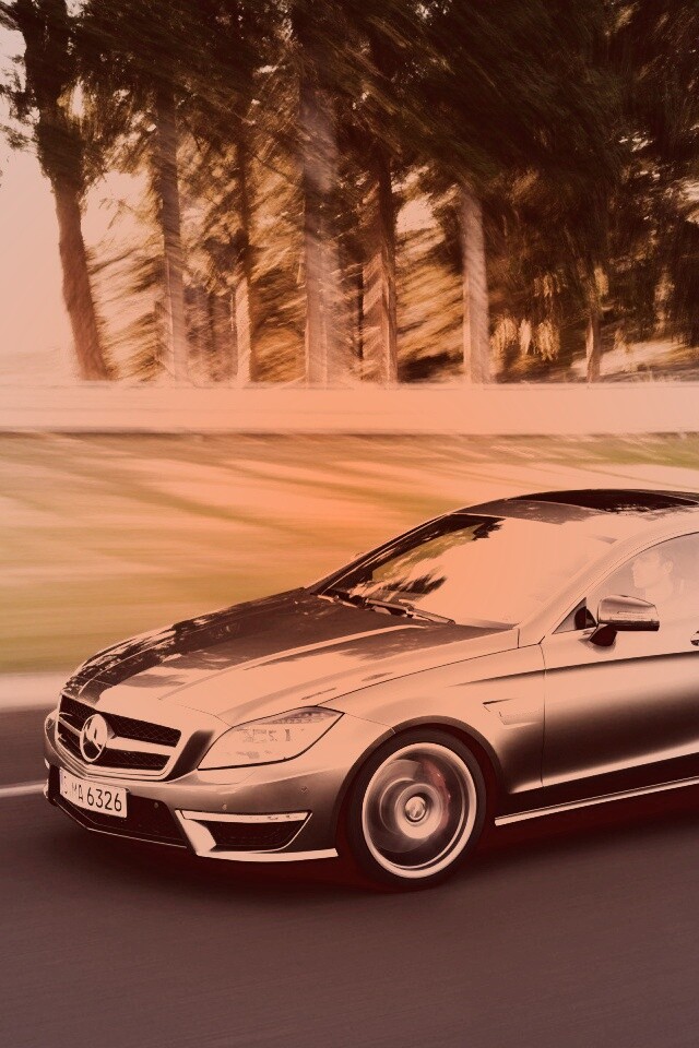 Мерседес в движении обои