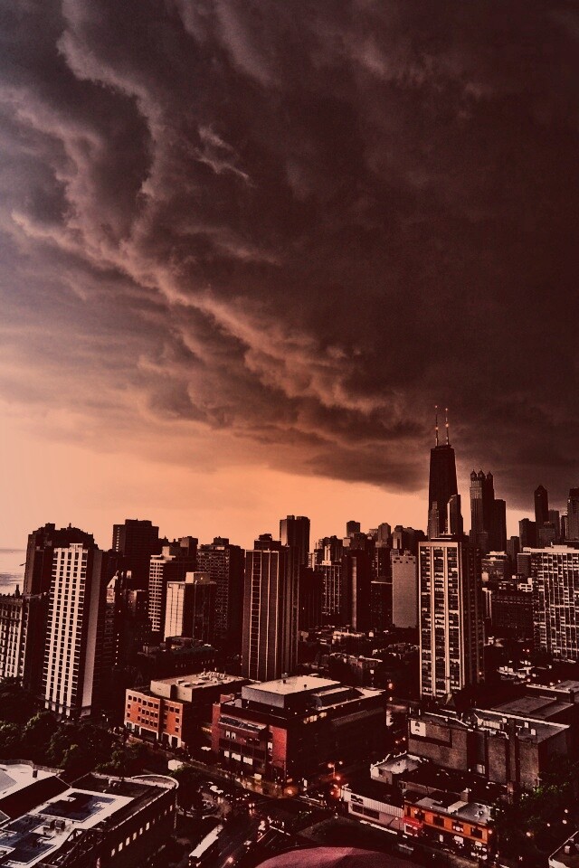 Туча над городом обои