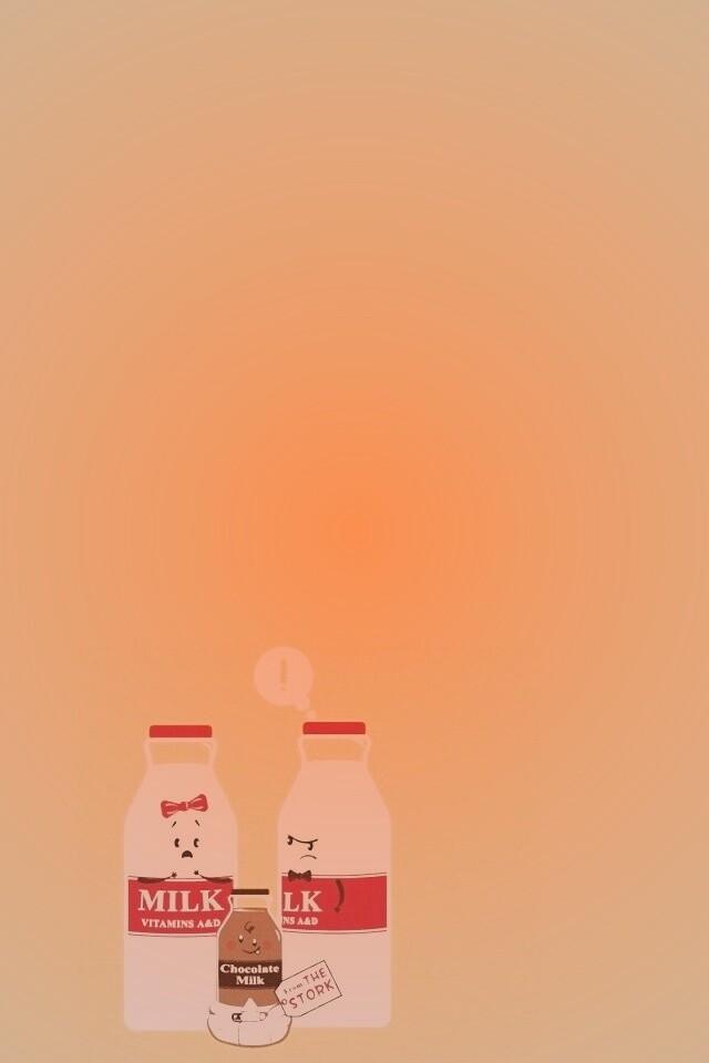 Бутылка молока сходила налево обои