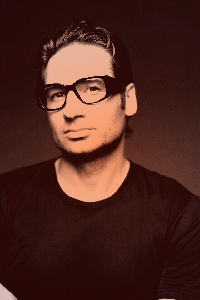 Дэвид Духовны обои