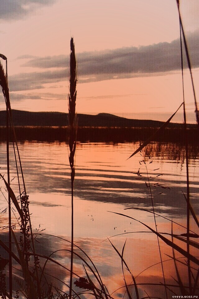 Закат на озере обои
