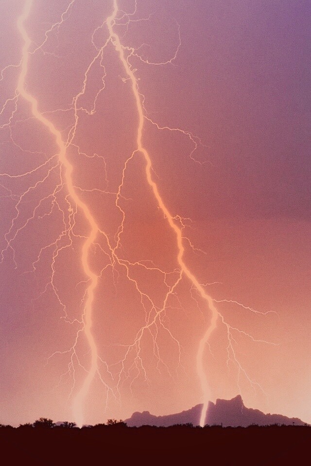 Двойная молния обои