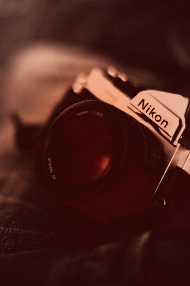 Плёночный фотоаппарат Nikon обои