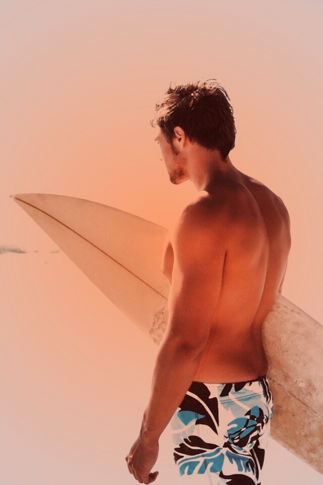 Собирается оседлать волну обои