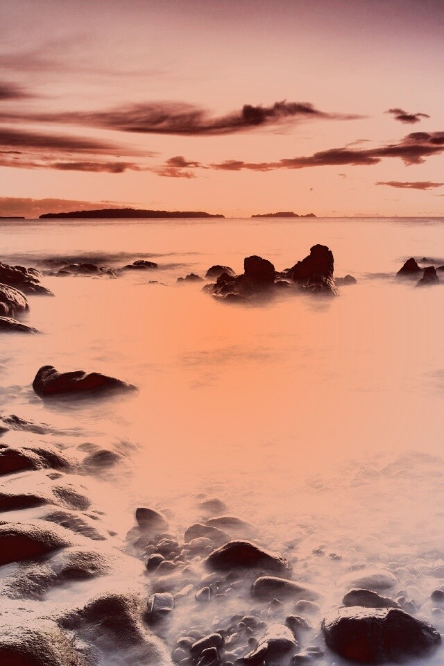 Туманные скалы обои