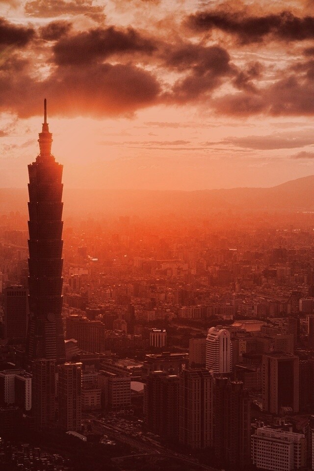 Башня на закате обои