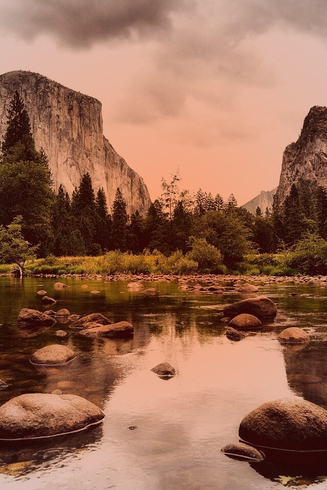 Мелкое русло реки обои