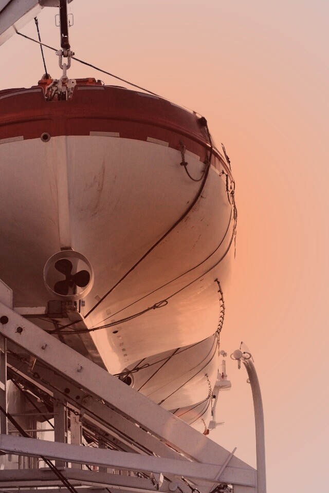 Шлюпка обои