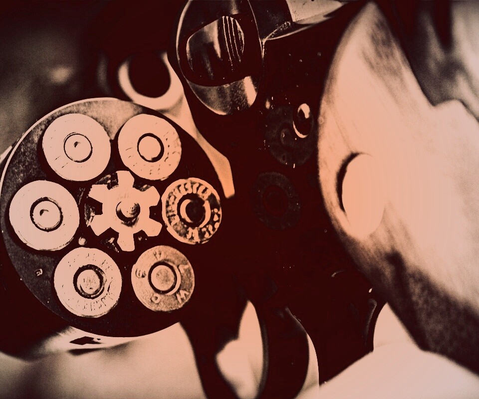 Револьвер обои