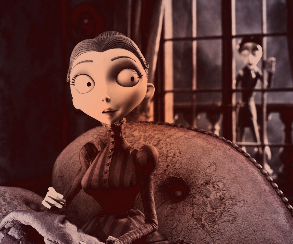 Мертвая невеста вышивает обои