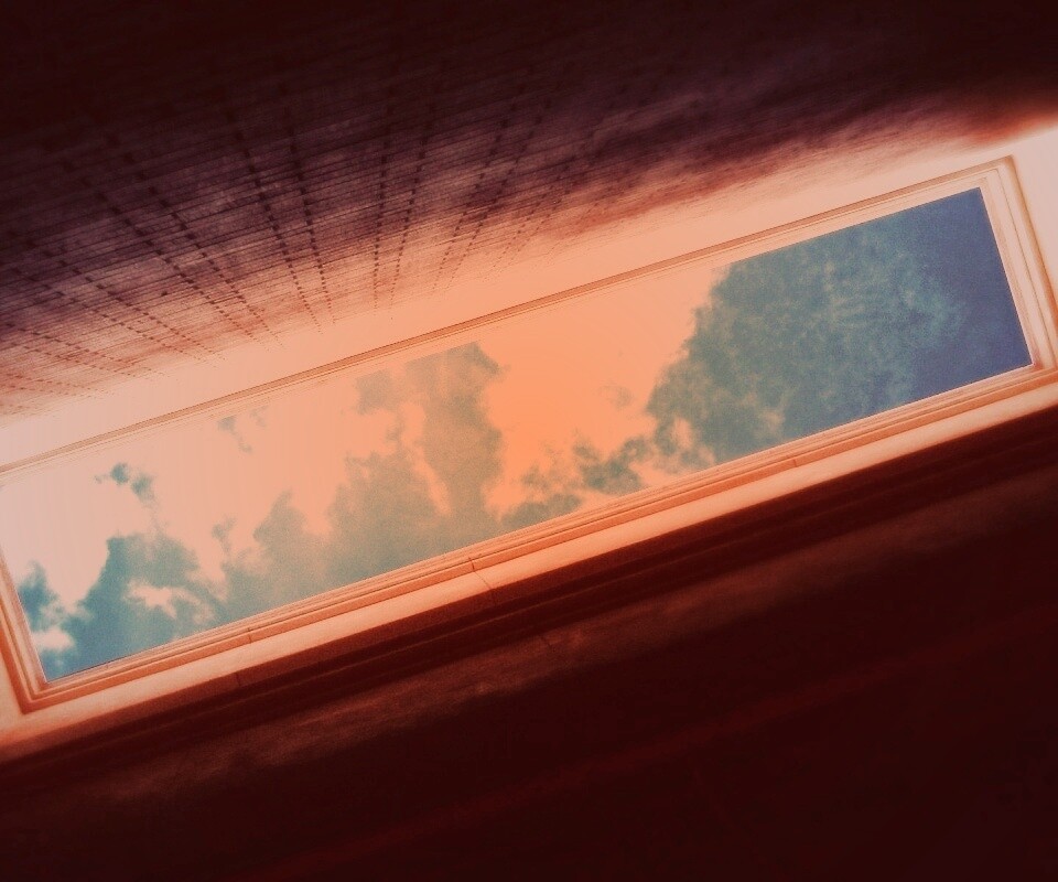 Прямоугольный каменный колодец обои