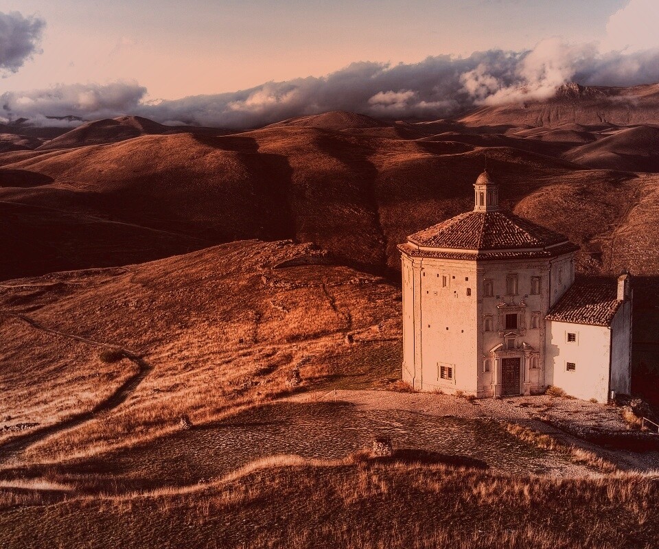 Церковь в Италии обои