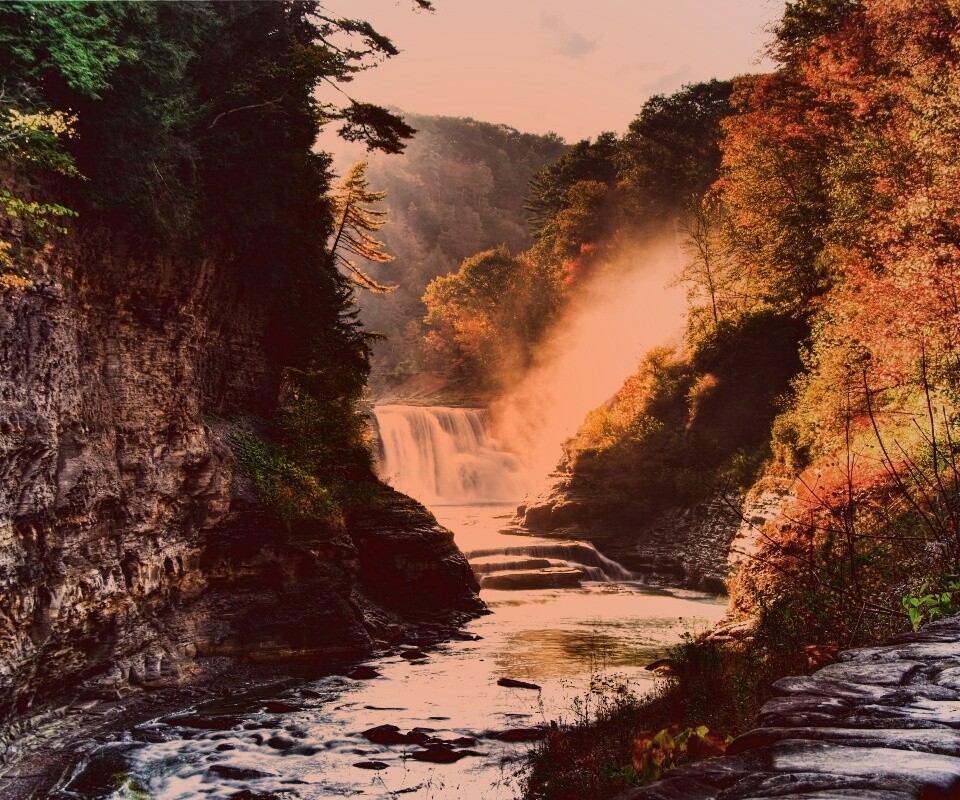 Скалистый водопад обои