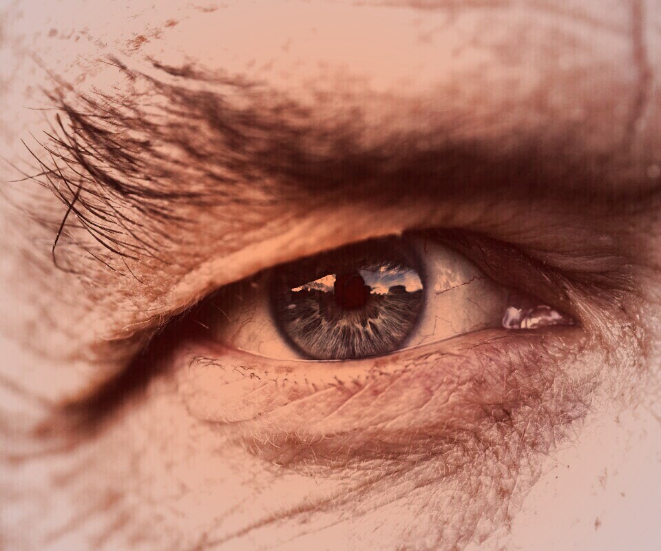 Глаз пожилого человека обои