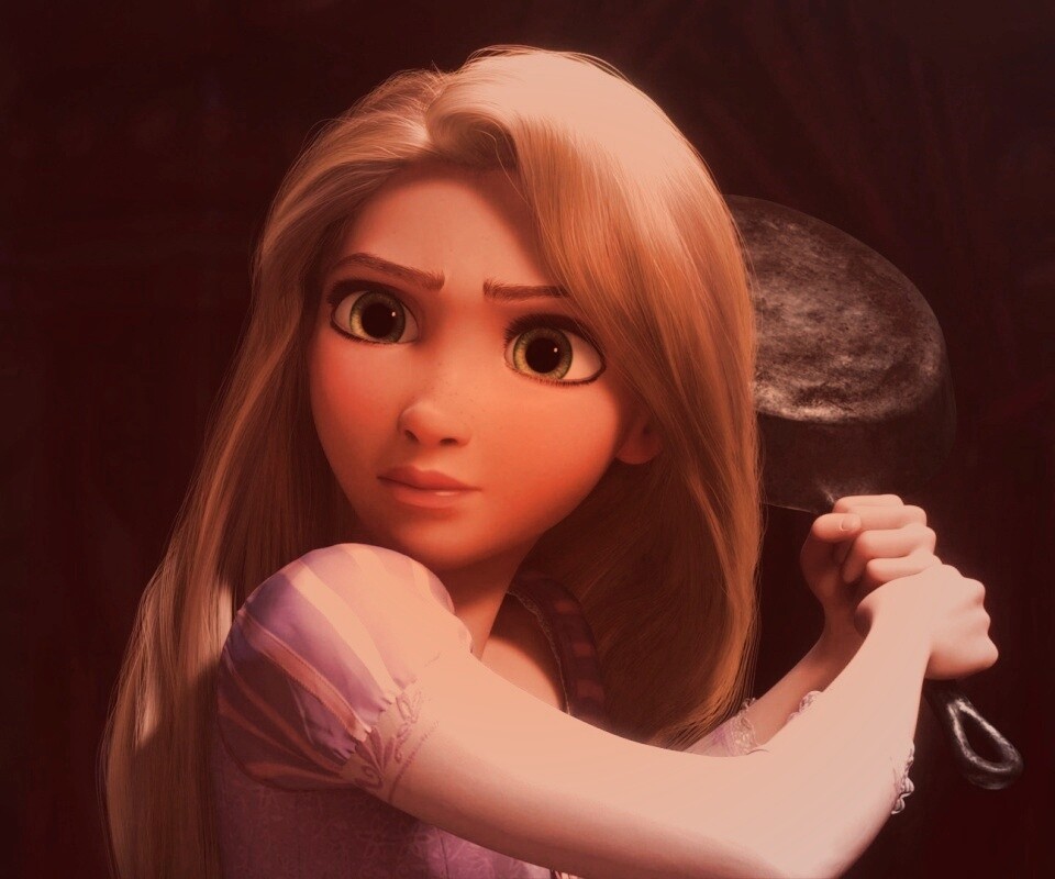 Рапунцель с сковородкой обои