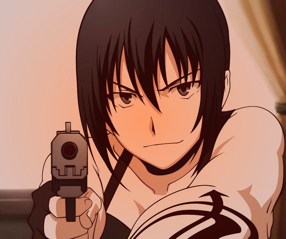 Девушка с пистолетом обои