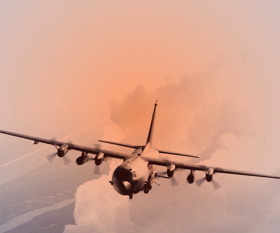 Самолет АС-130 обои