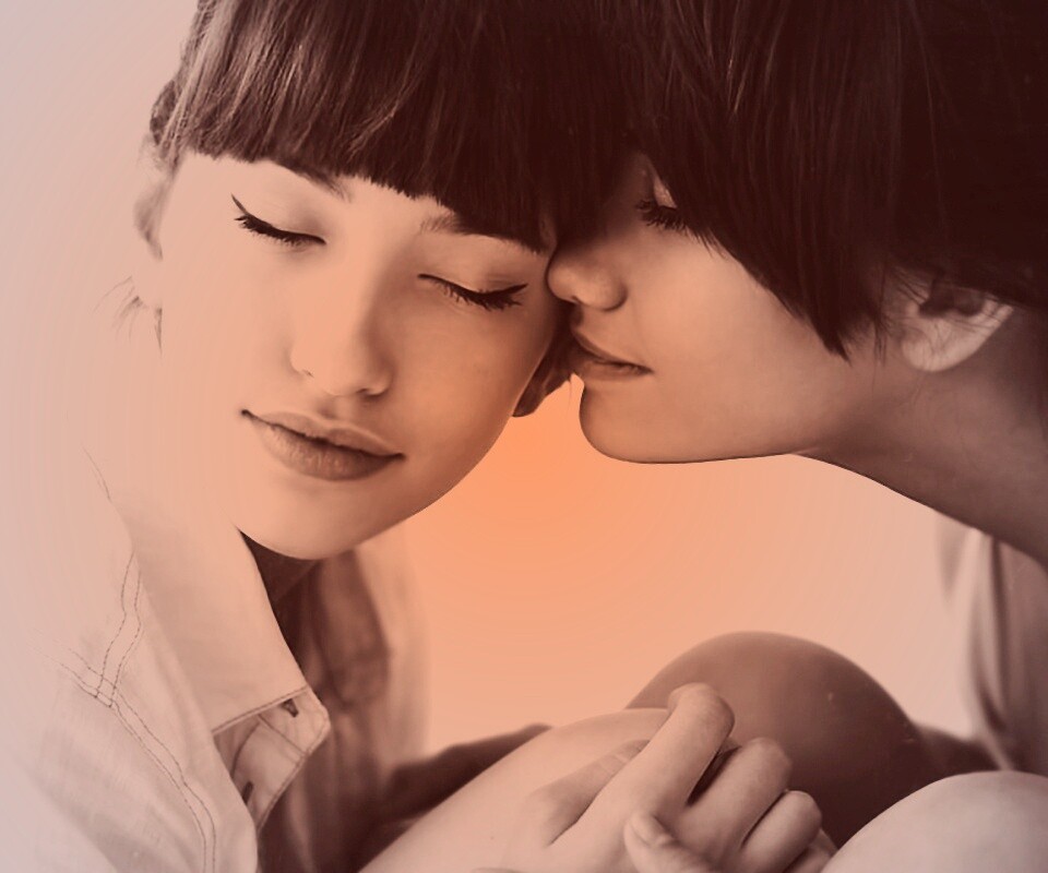 Две очень красивые девушки обои