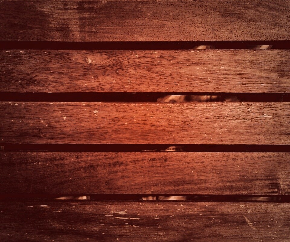 Щели между досок обои