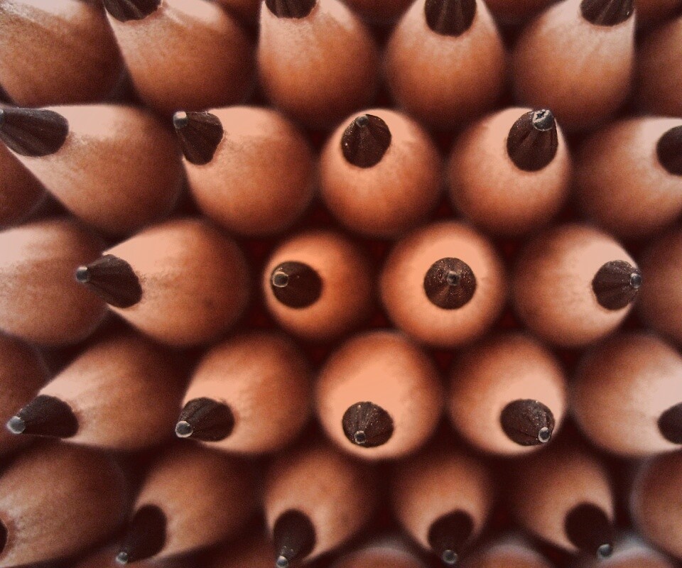 Чёрные карандаши обои