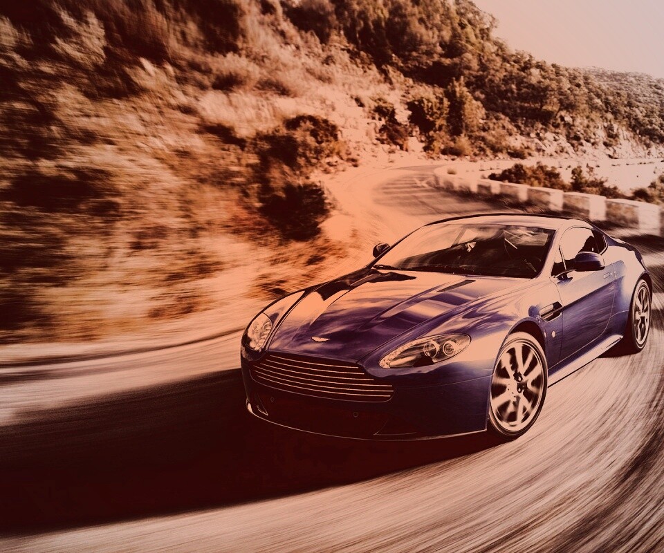 Синий Aston Martin обои