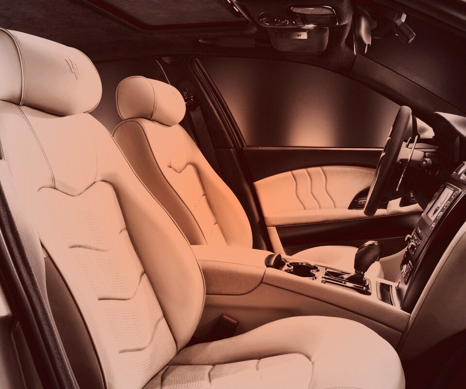 Салон Мазерати Quattroporte обои