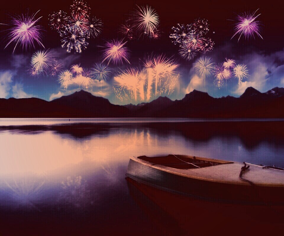 Фейрверк над озером обои
