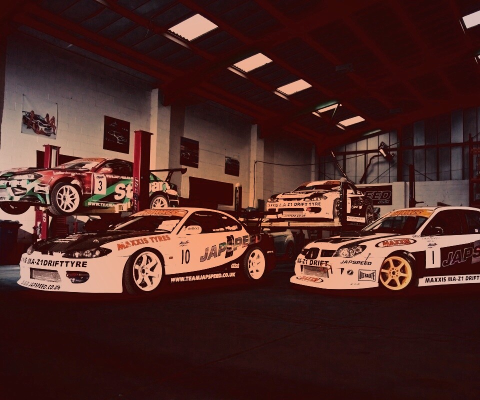 Автомастерская обои