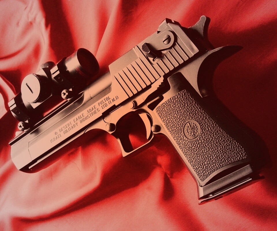 Пистолет Desert Eagle с прицелом обои