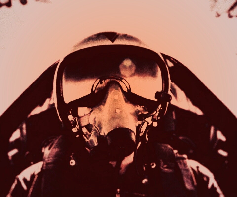 Пилот истребителя обои