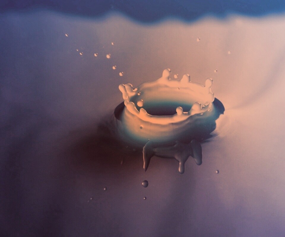 Синий всплеск воды обои