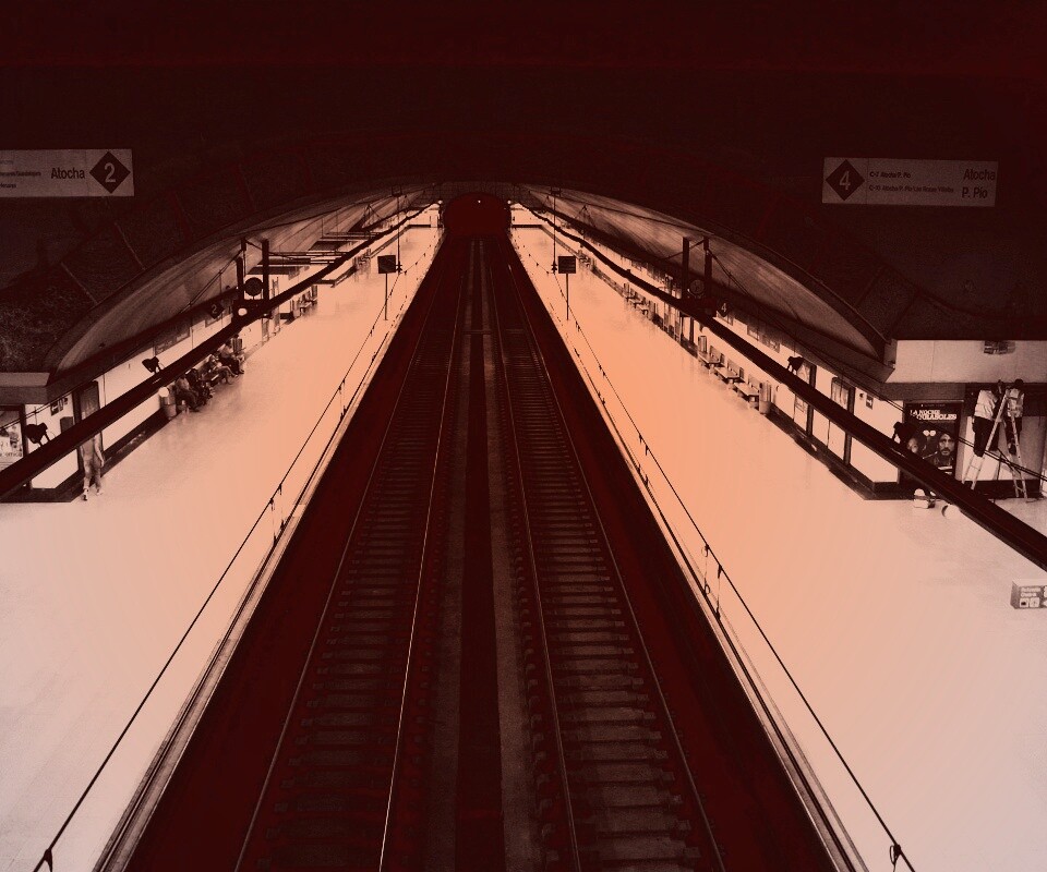 Станция метро обои