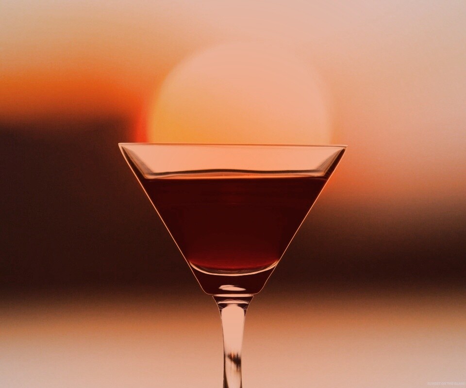 Солнце в бокале обои