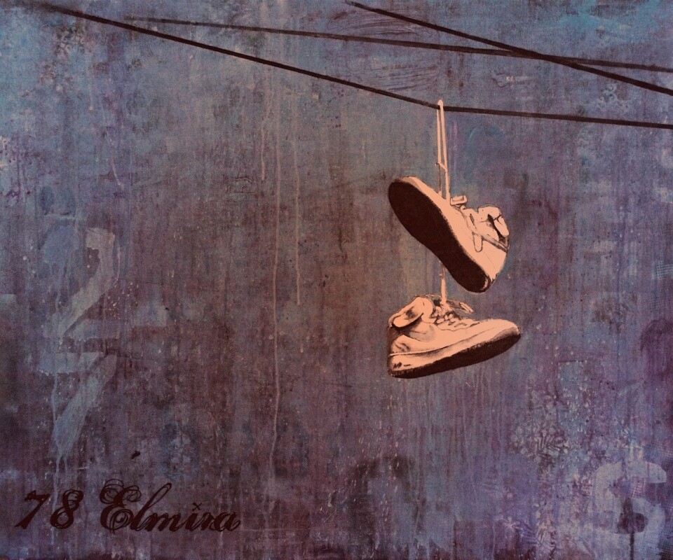 Кросовки на проводе обои