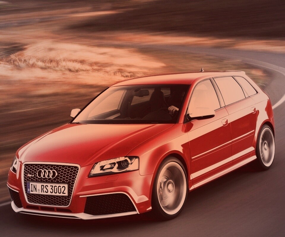 Красная ауди мчится по извилистой дороге обои