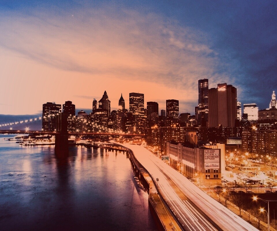 Город светит окнами в ночи обои