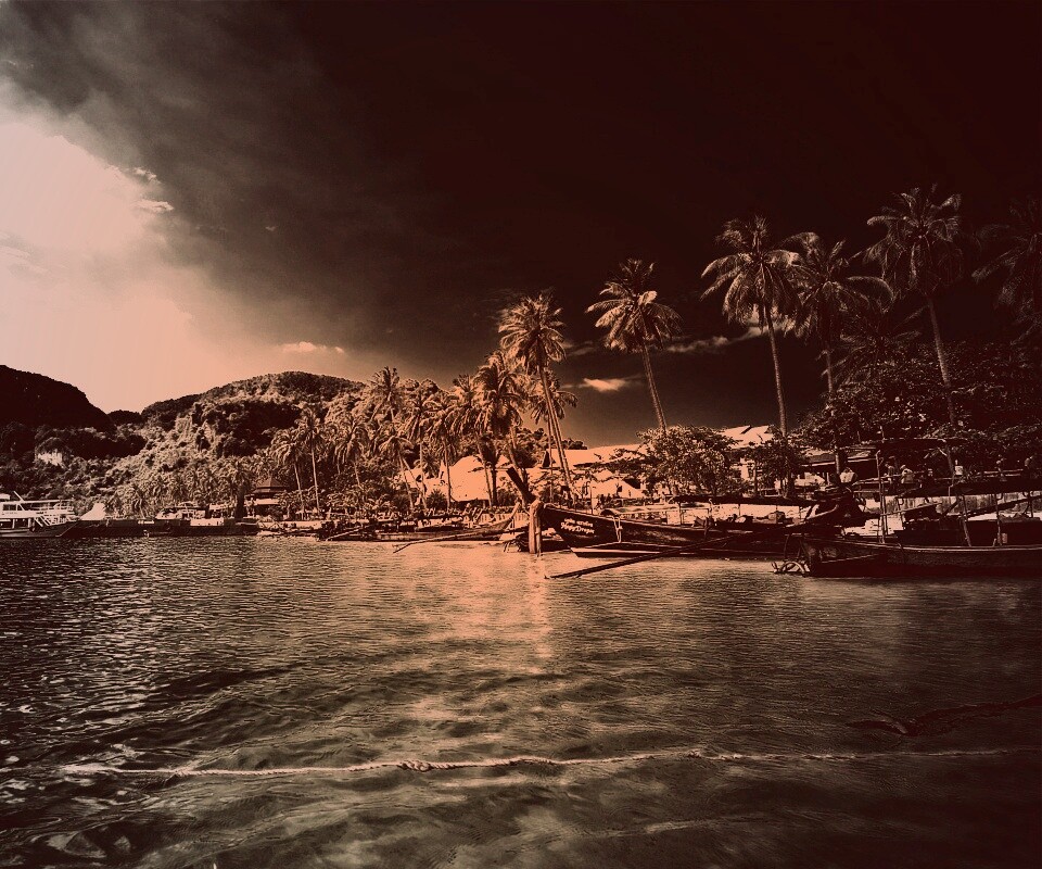 Призрачный пляж обои