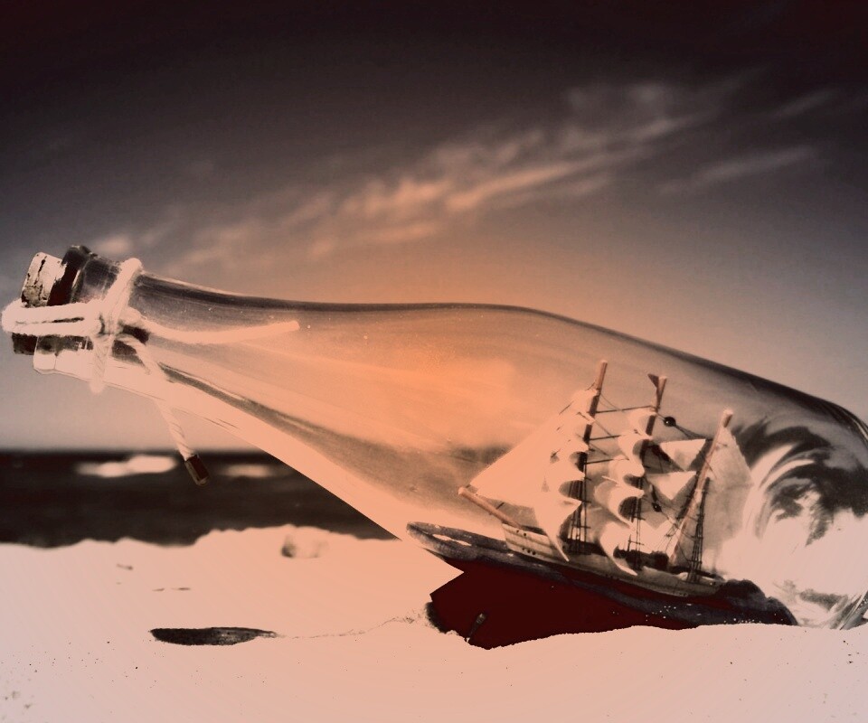 Парусник в бутылке обои