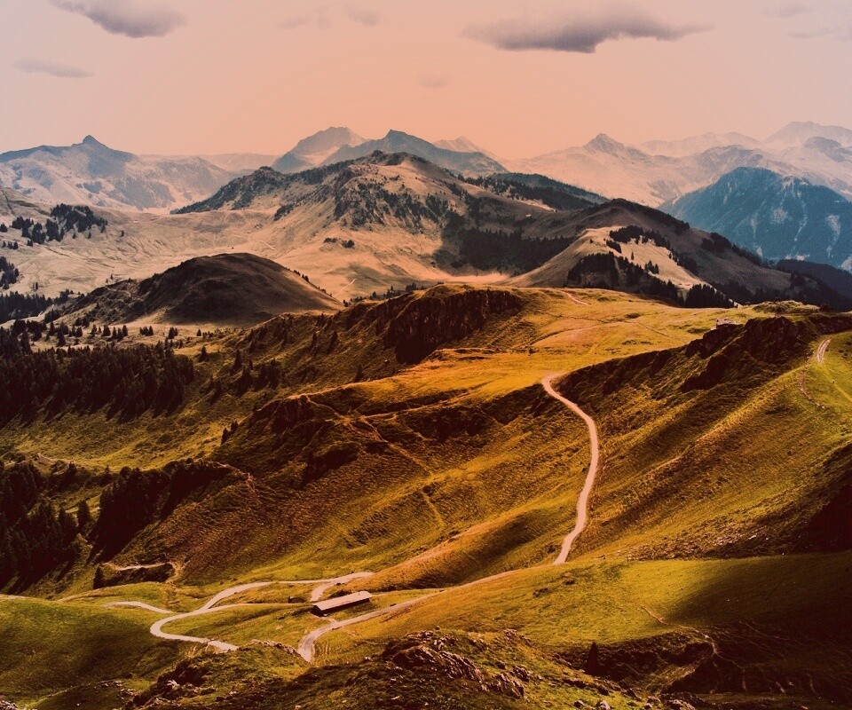 Извилистая горная дорога обои