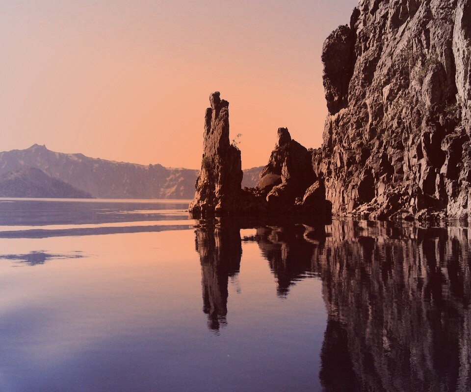 Скалистый берег обои