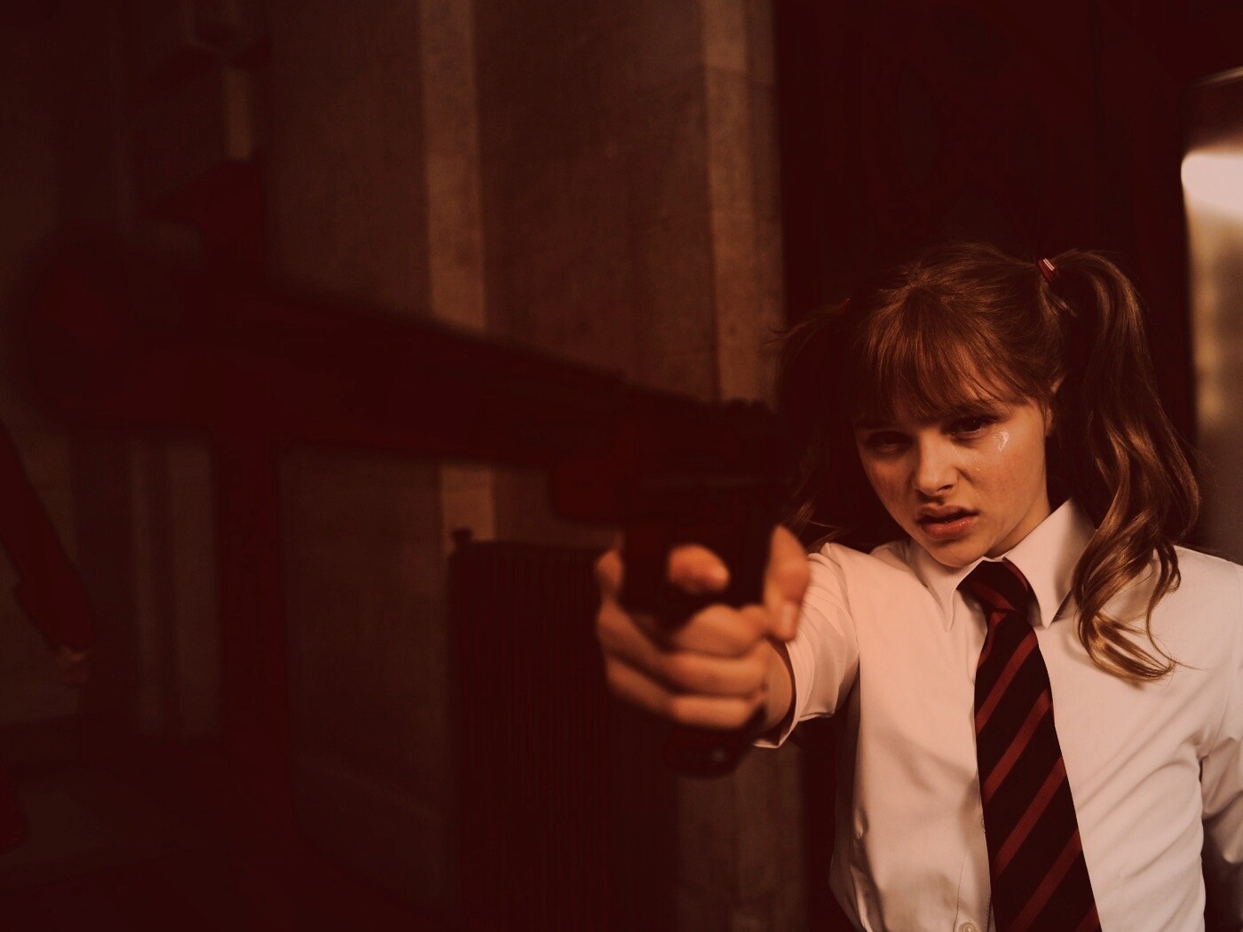 Убивашка с пистолетом обои