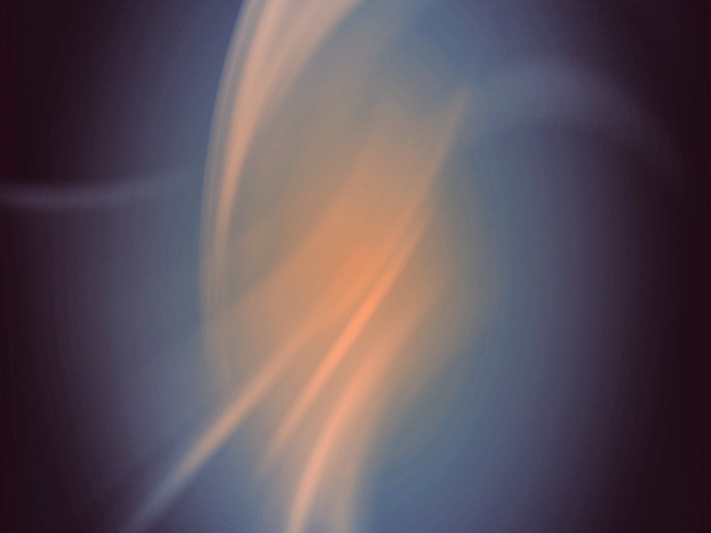 Бледно белые завитки обои