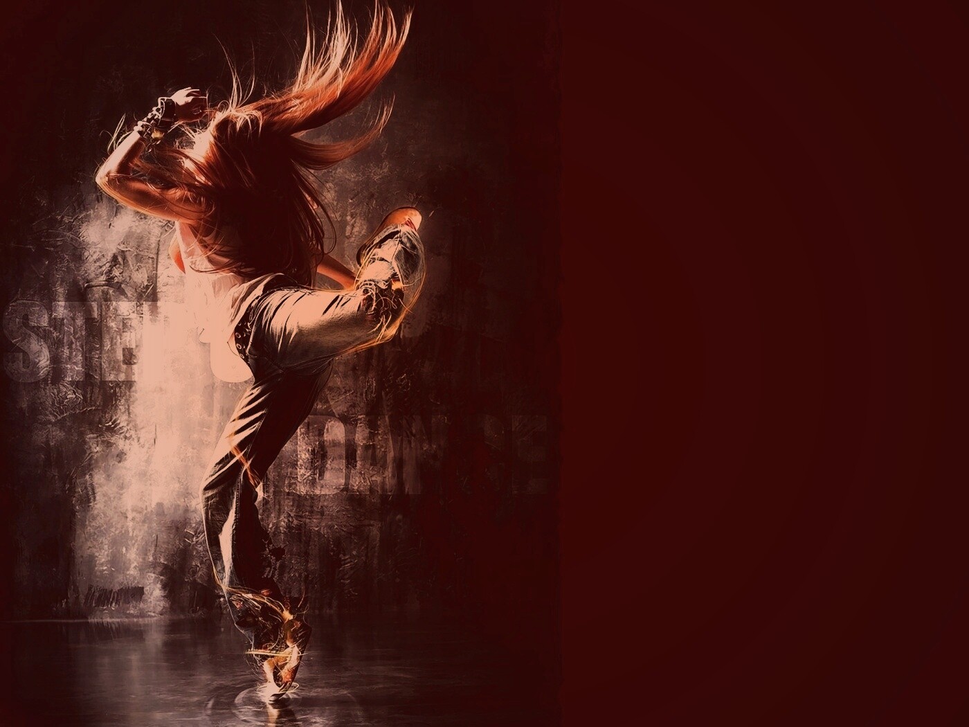 Девушка в диком танце обои