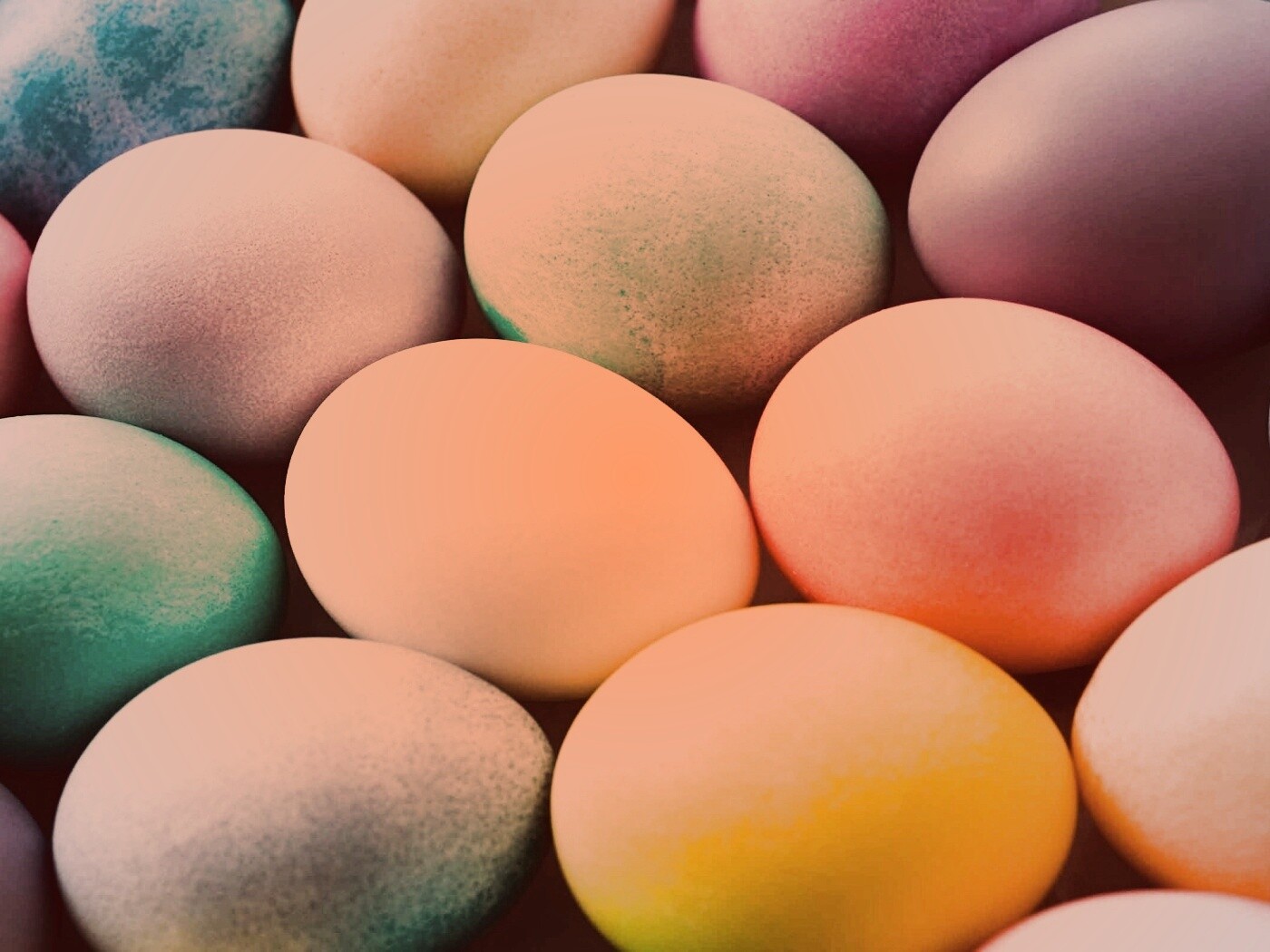 Яркие пасхальные яйца обои