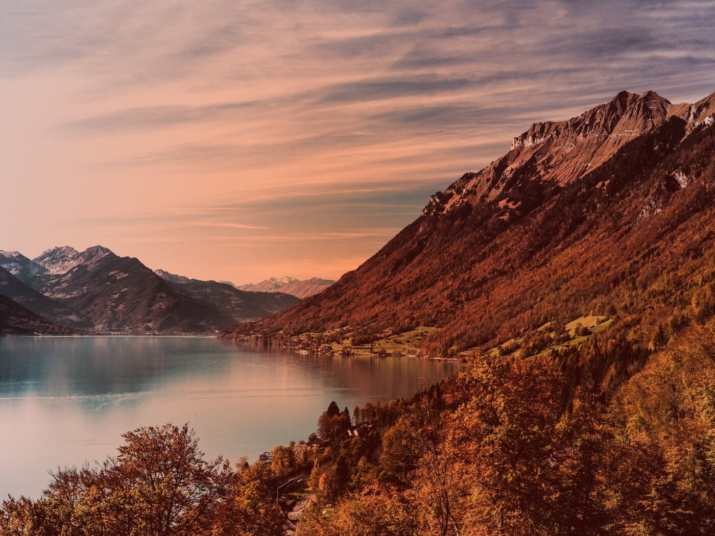 Горное озеро обои