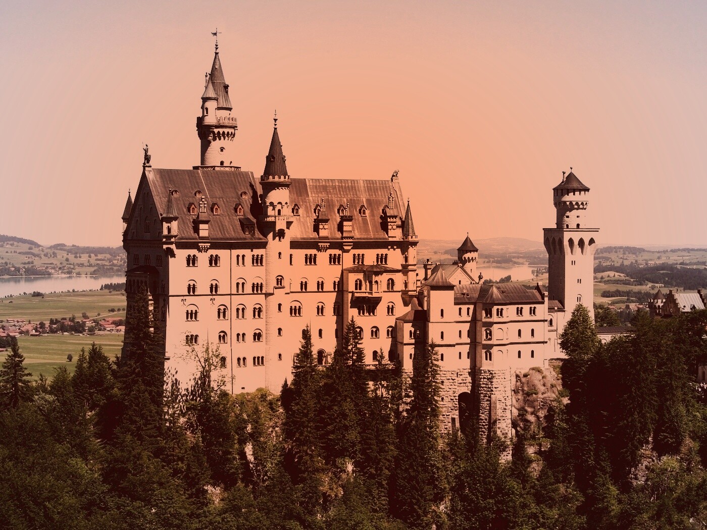 Замок Нойшванштайн в Баварии обои