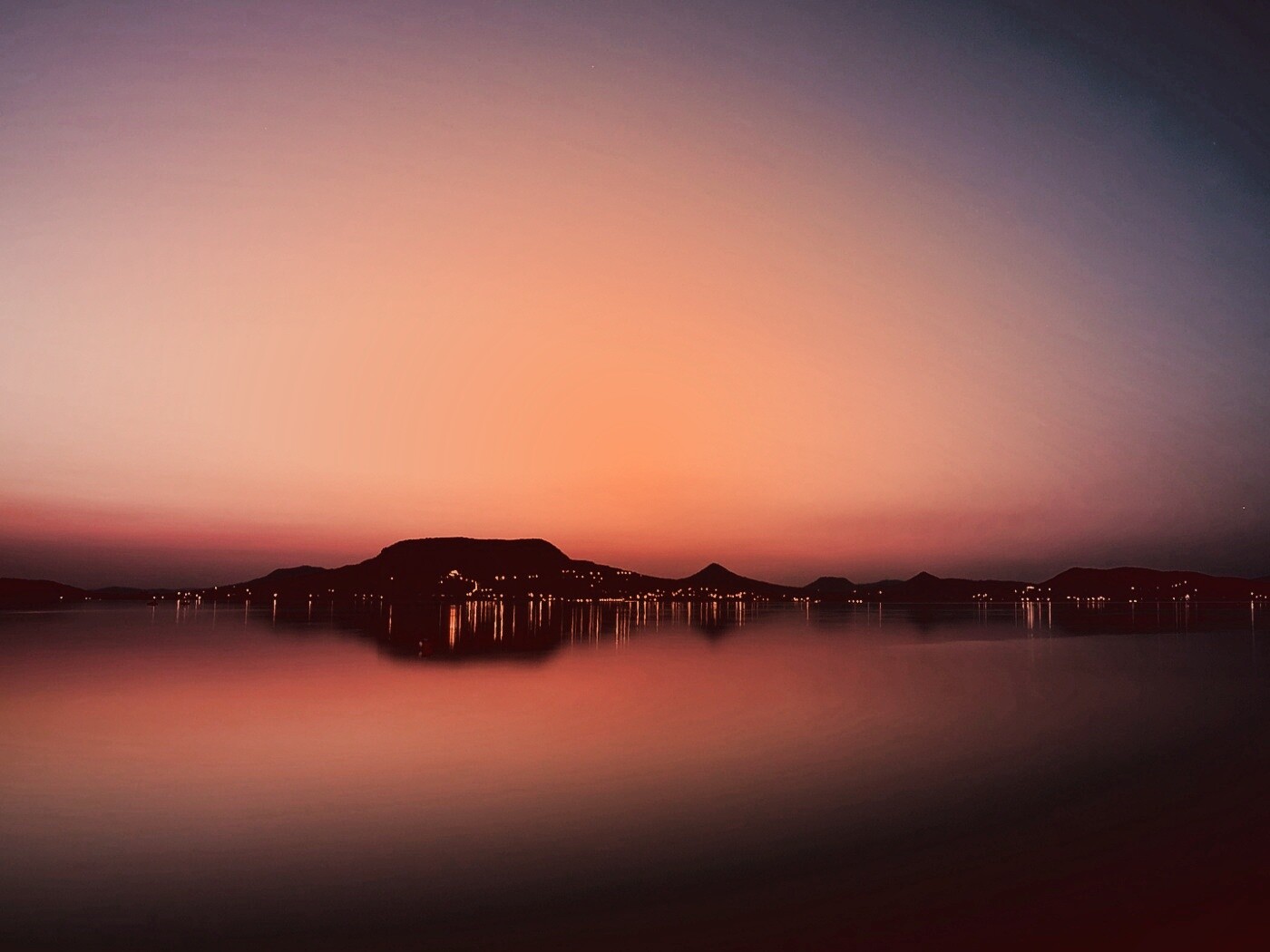 Город на том берегу обои