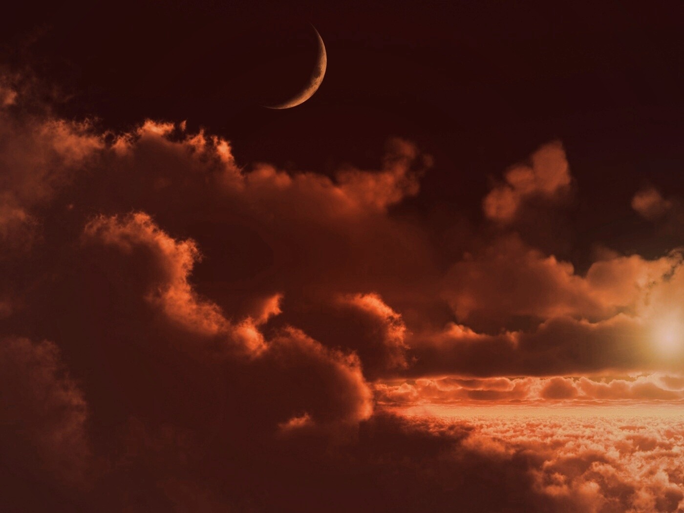 Закат и месяц над облаками обои